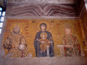 Η Θεοτόκος με τον Ιωάννη Β' Κομνηνό και την αυτοκράτειρα Ειρήνη